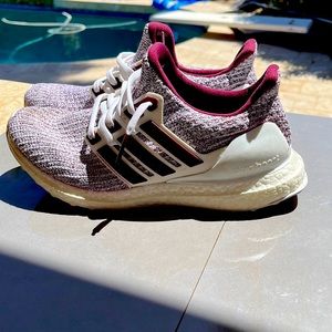 Adidas ultra boost, maroon